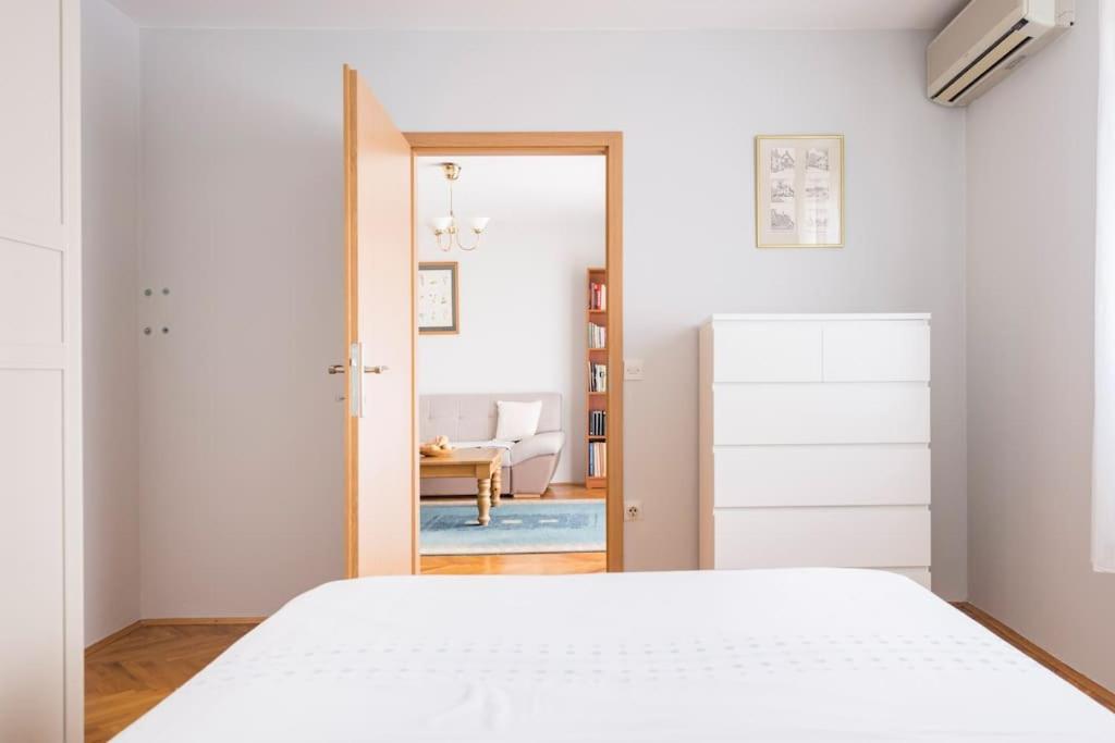 Holiday Home Goranka Zmijavci Екстер'єр фото